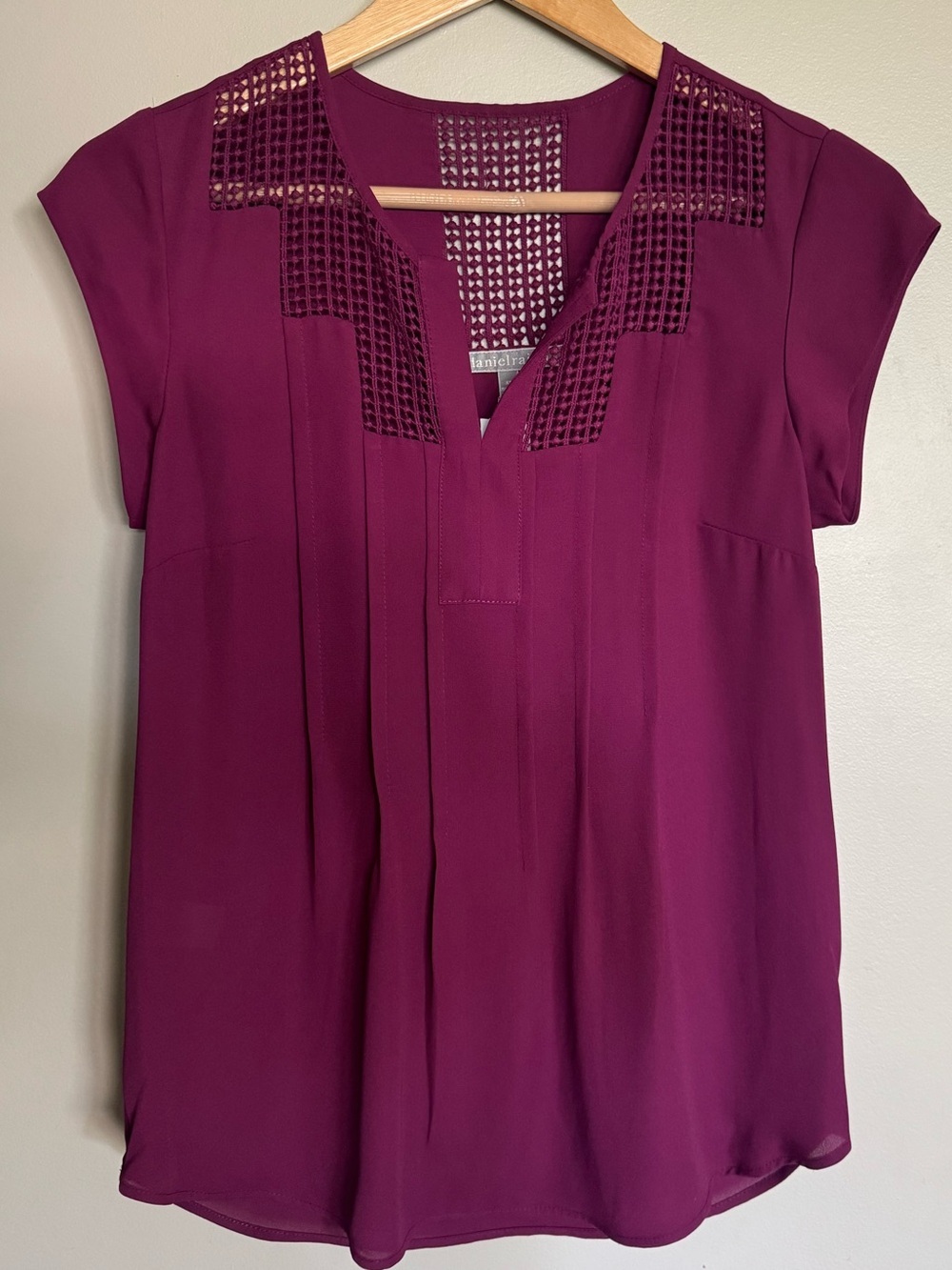 Daniel Rainn Estefany Lace Detail Split Neck Blouse Burgundy XS NWT